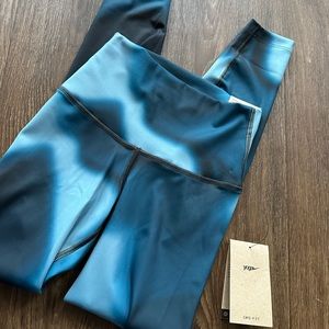 Nike yoga leggings